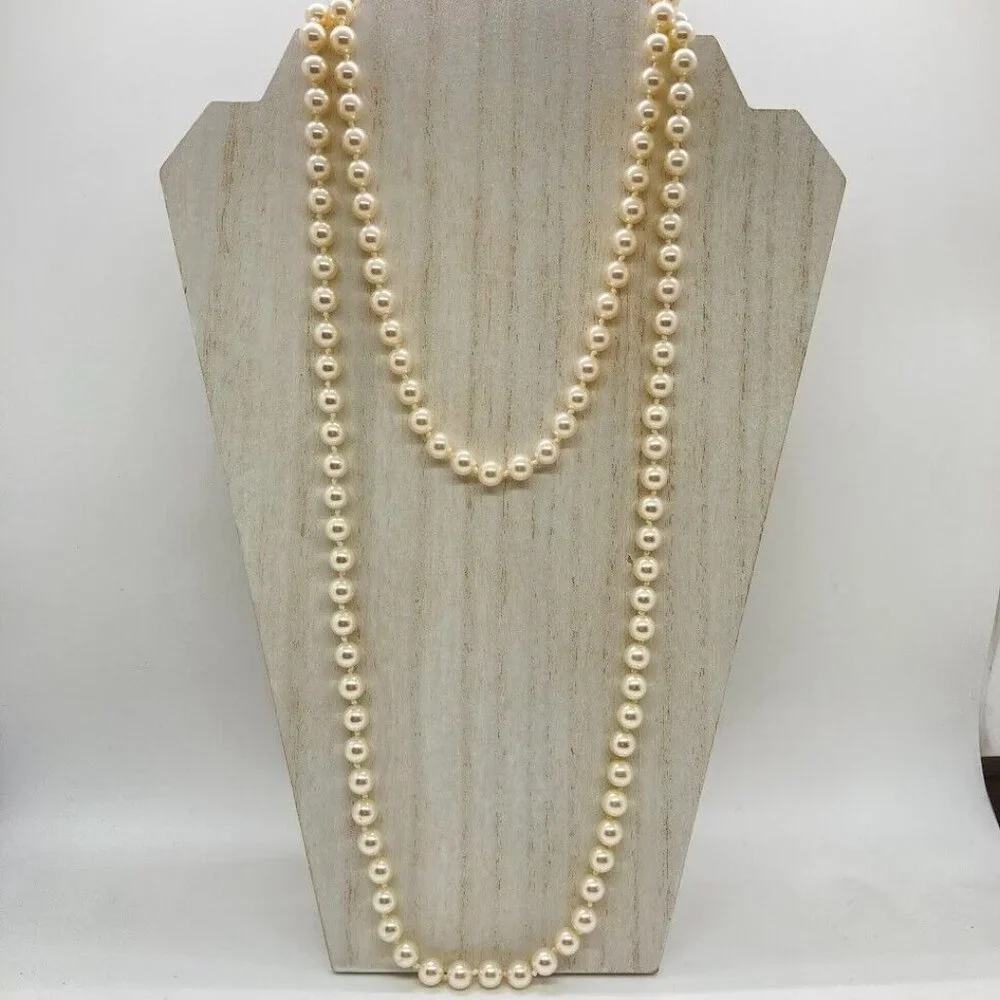 Bead 17